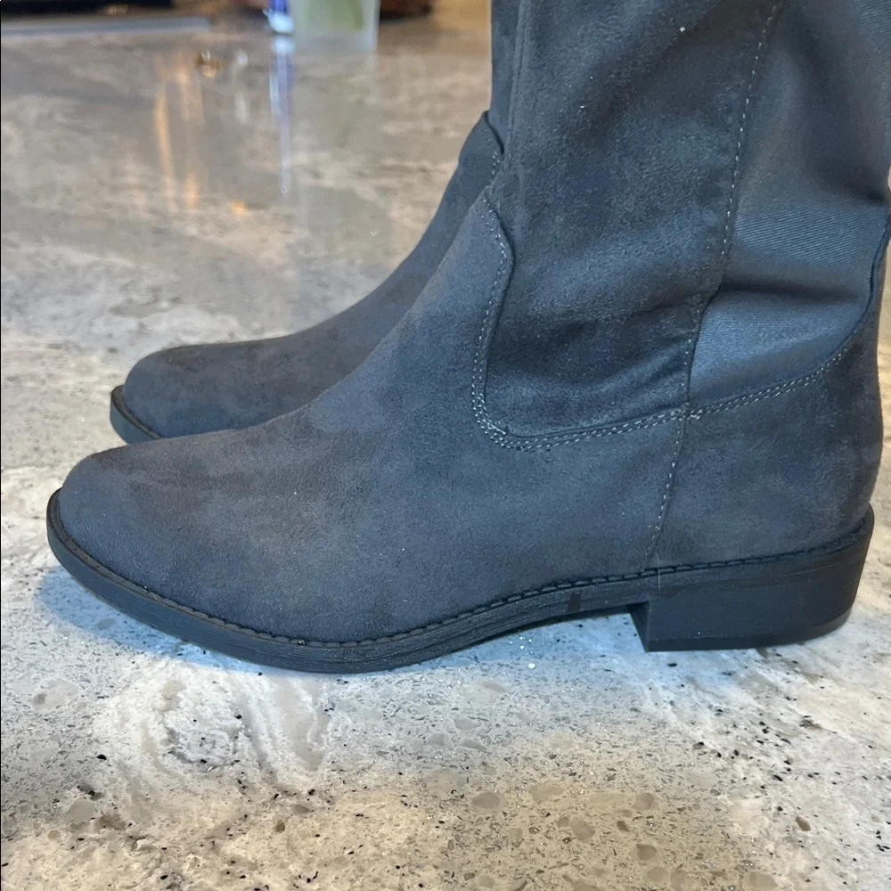 Rebel By Zigi step out